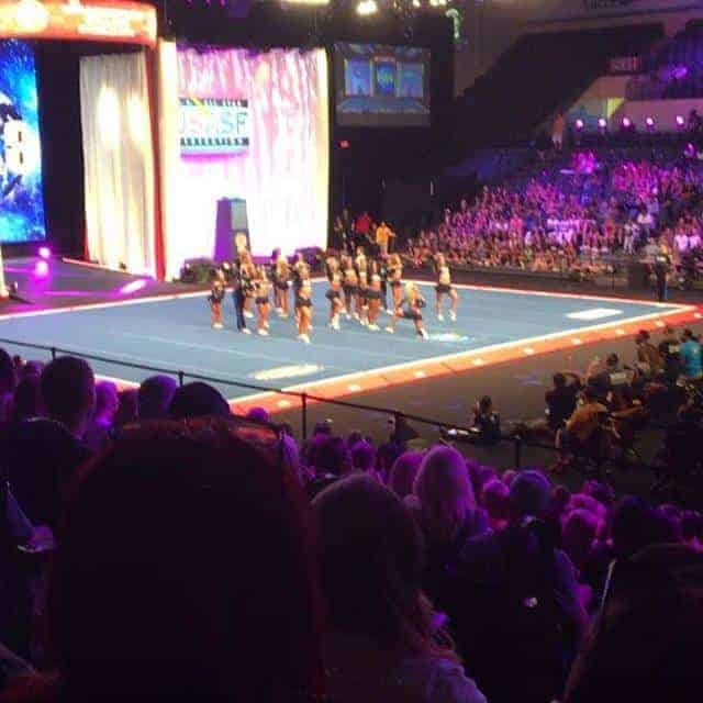 CAN I START CHEERING IN COLLEGE?